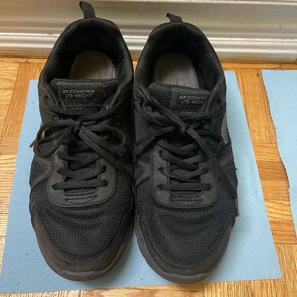 Sketchers Sneaker Shoe - Picture 2 of 2